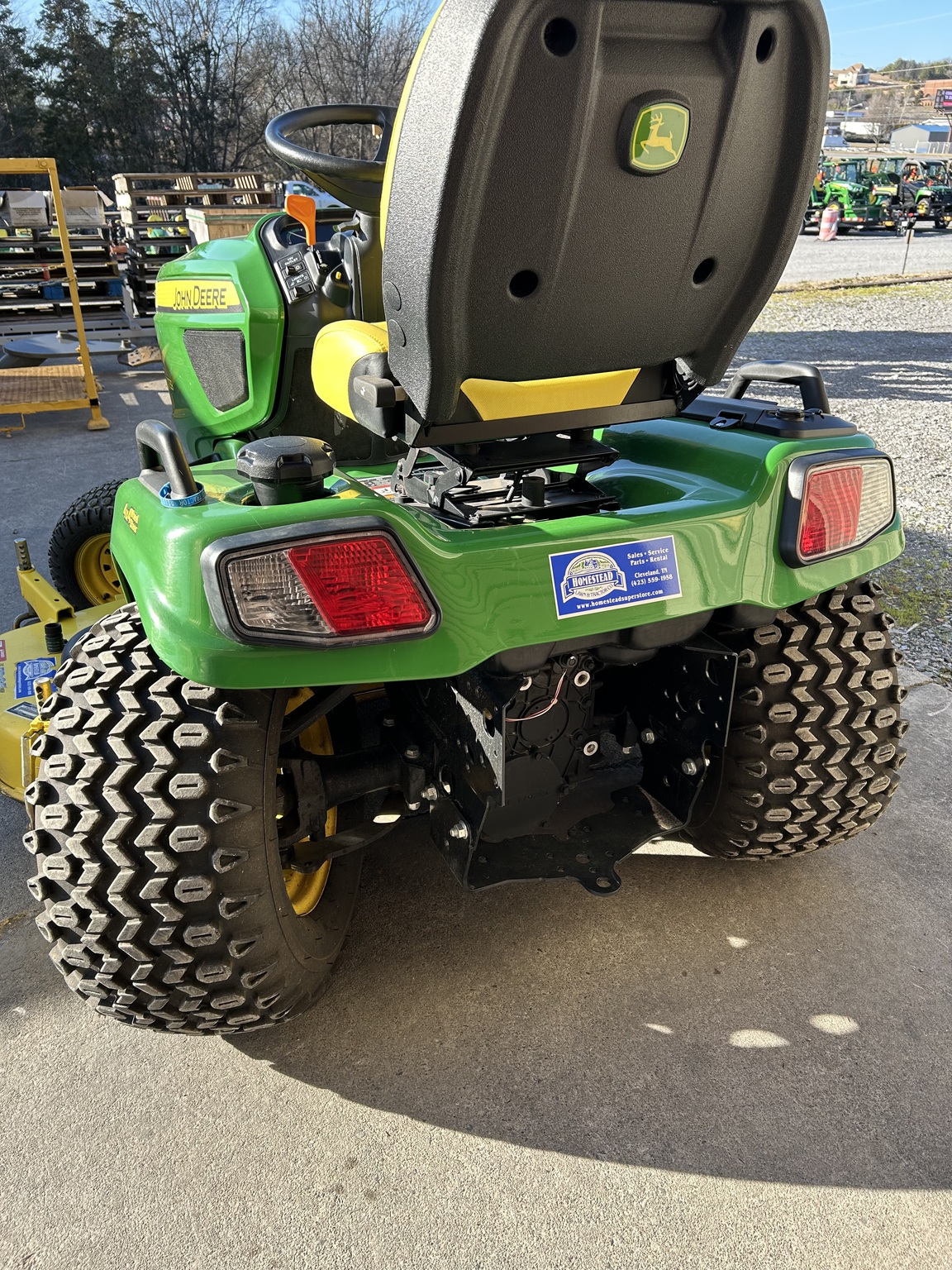 2017 John Deere X739 Image 6
