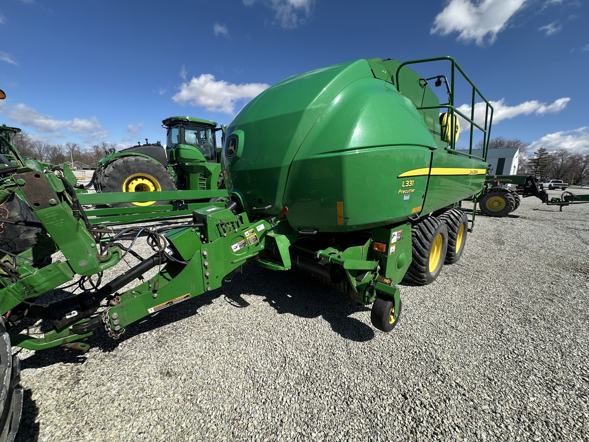 2022 John Deere L331 Image 2