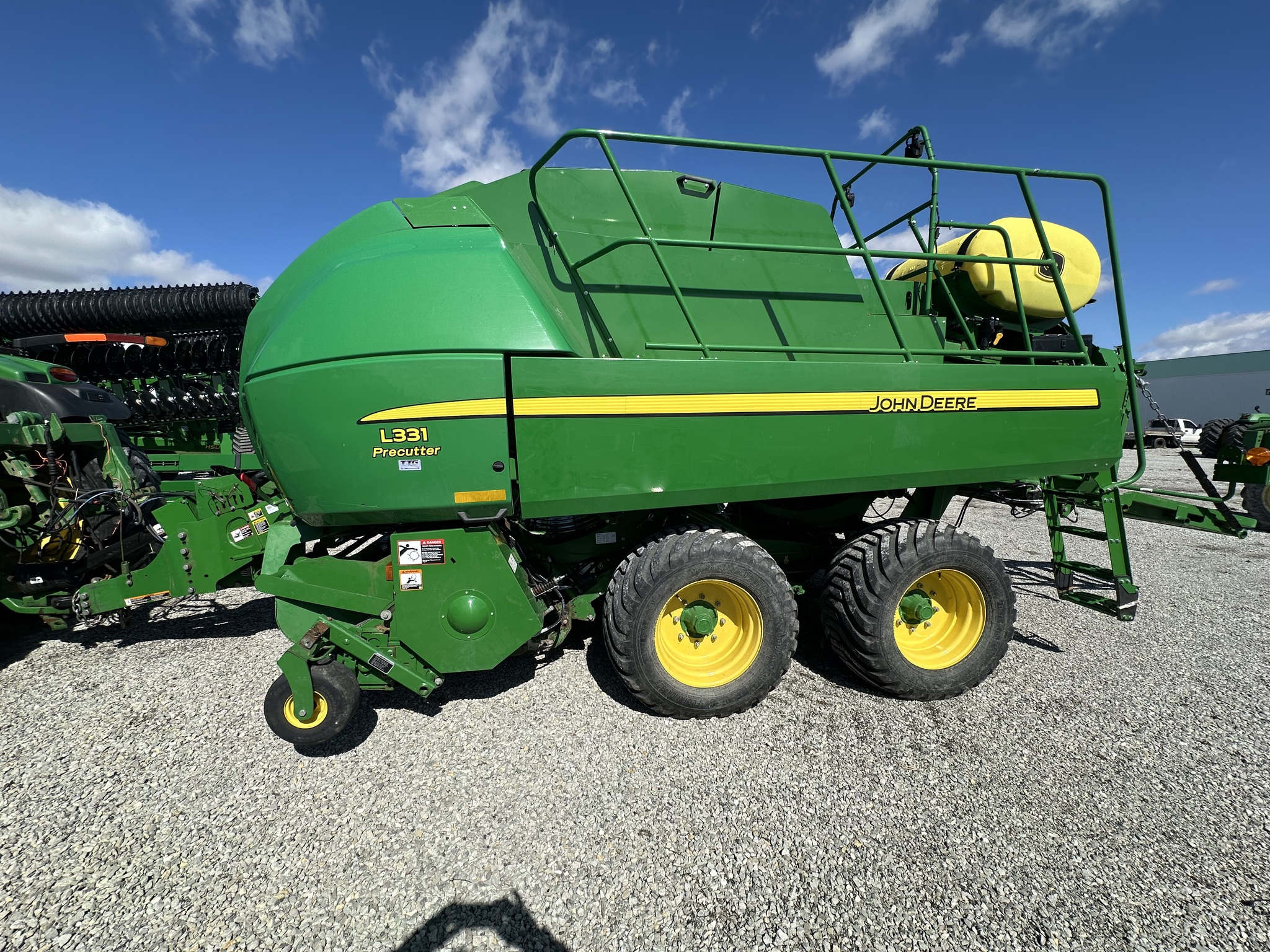 2022 John Deere L331 Image 1