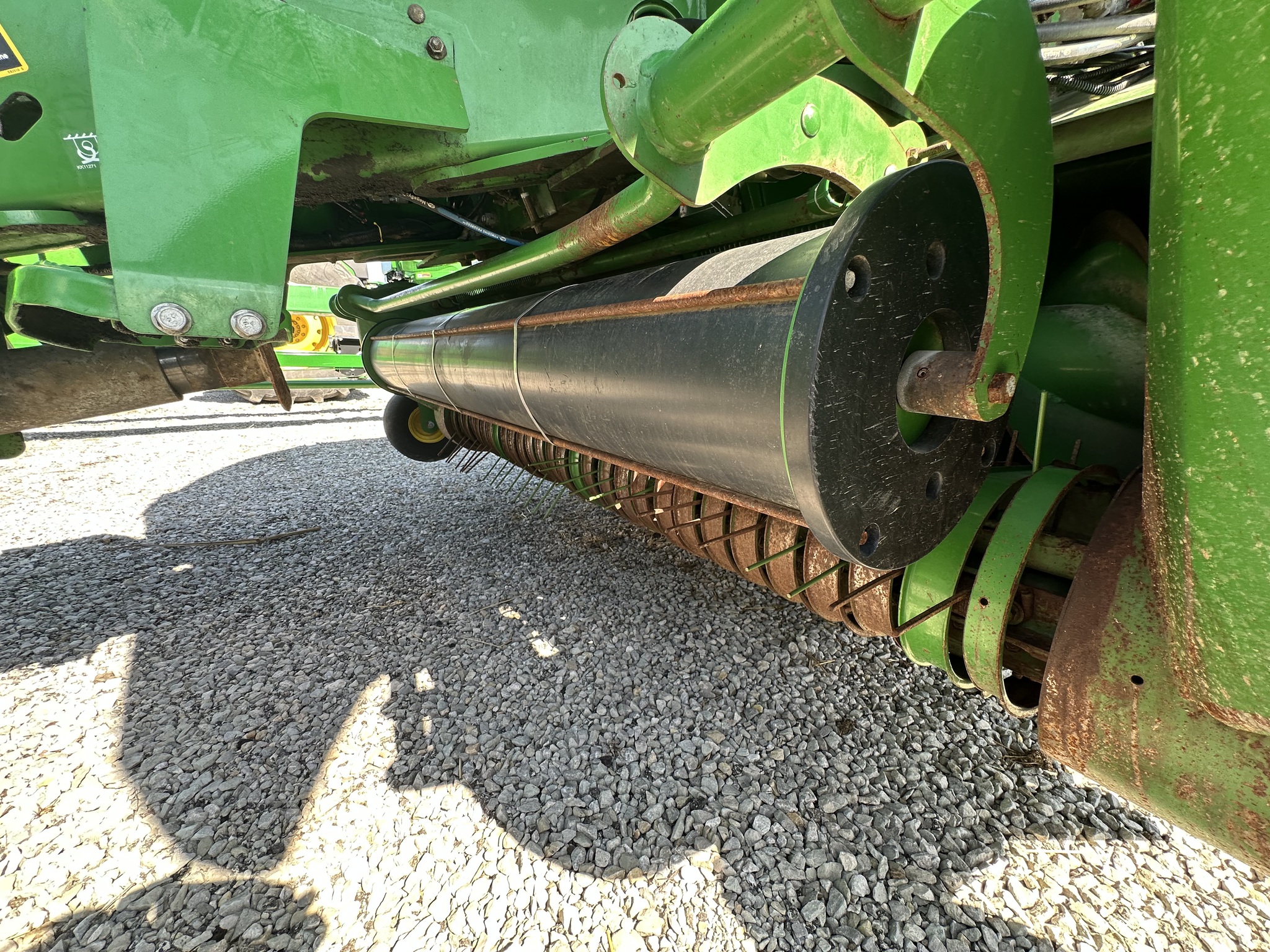 2022 John Deere L331 Image 15