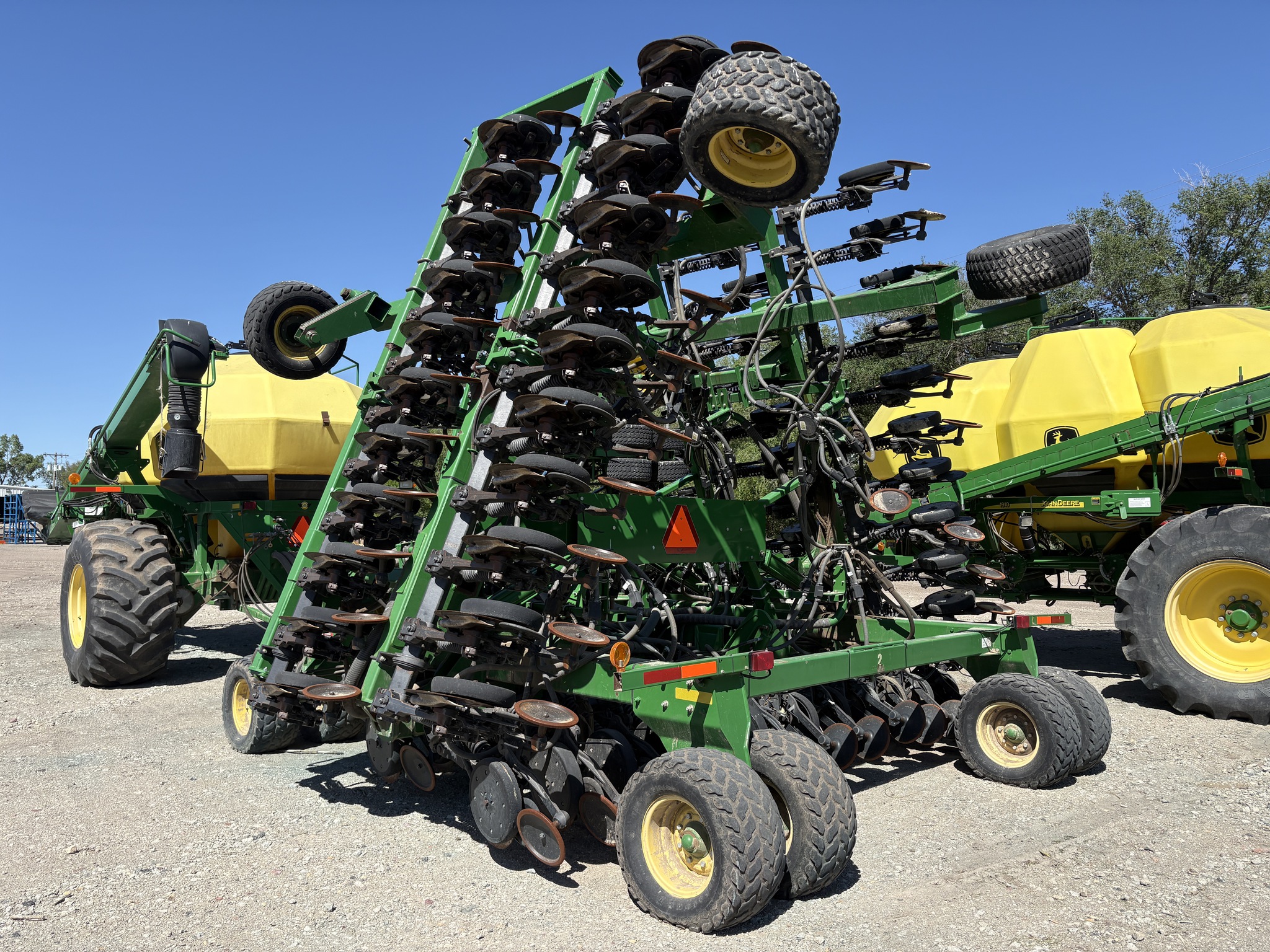 2012 John Deere 1890 Image 2