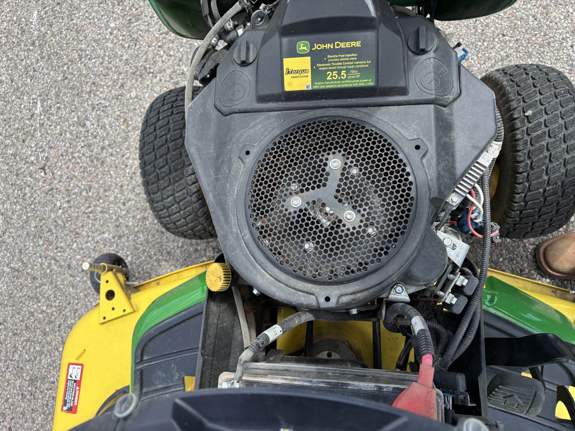 Used 2021 John Deere X590 Lawn & Garden Tractors at Koenig Equipment in Richmond, IN - PhotoXL7