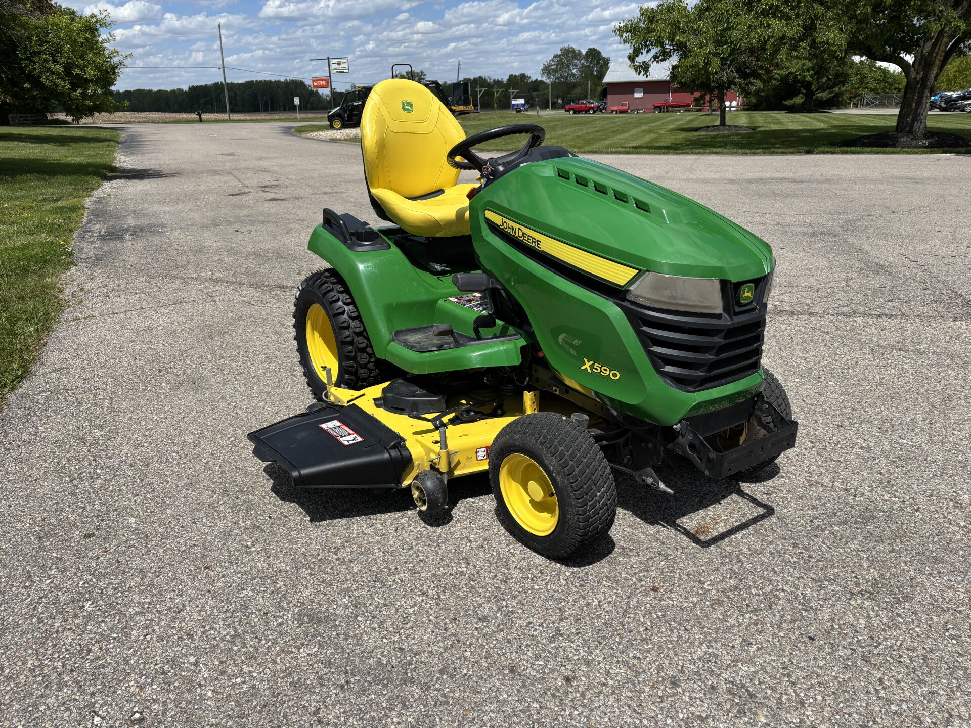 Used 2021 John Deere X590 Lawn & Garden Tractors at Koenig Equipment in Richmond, IN - PhotoXL15