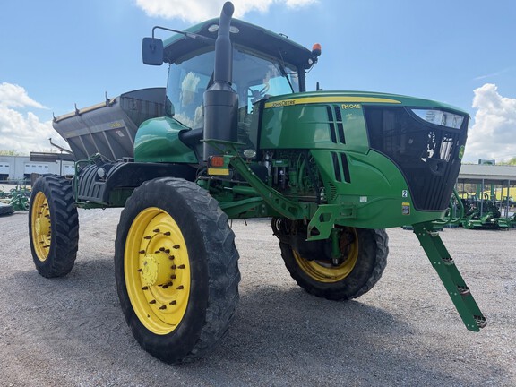 2018 John Deere R4045