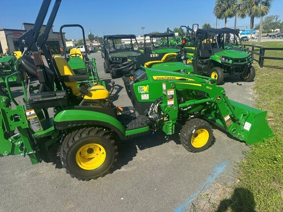 2026 John Deere 1025R TLB-2