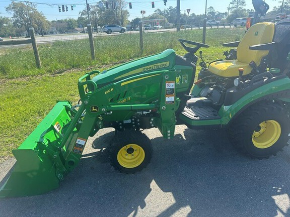 2026 John Deere 1025R TLB-5