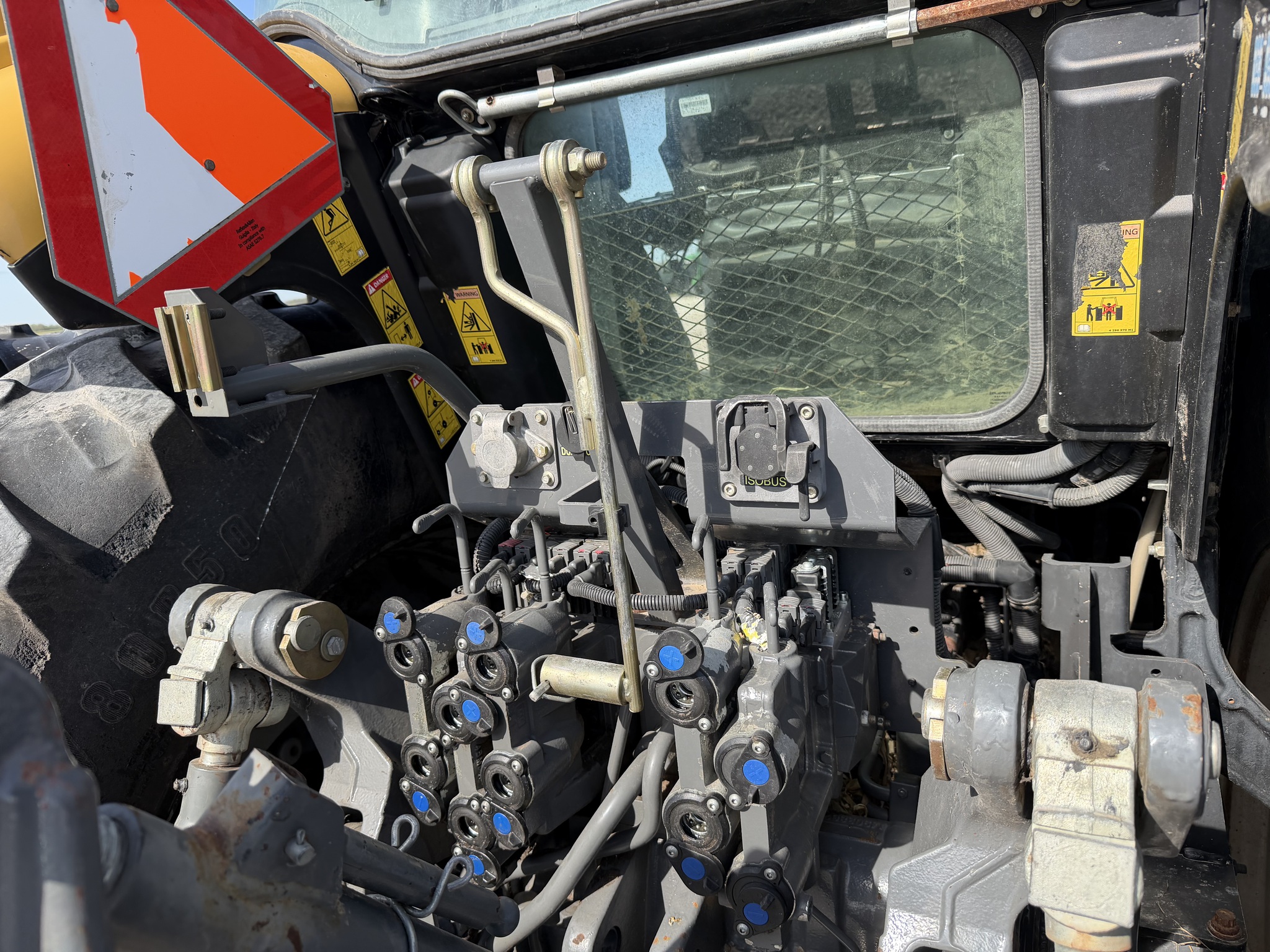  2013 Challenger MT675D at Heritage Tractor in Quincy, IL