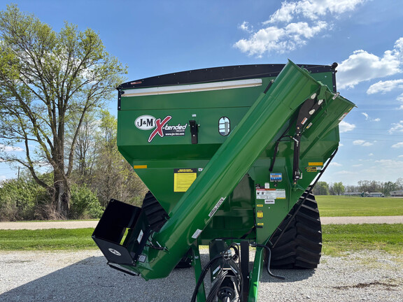 New In-Stock 2024 J&M 1112 Grain Carts at Koenig Equipment in Richmond, IN - Photo4