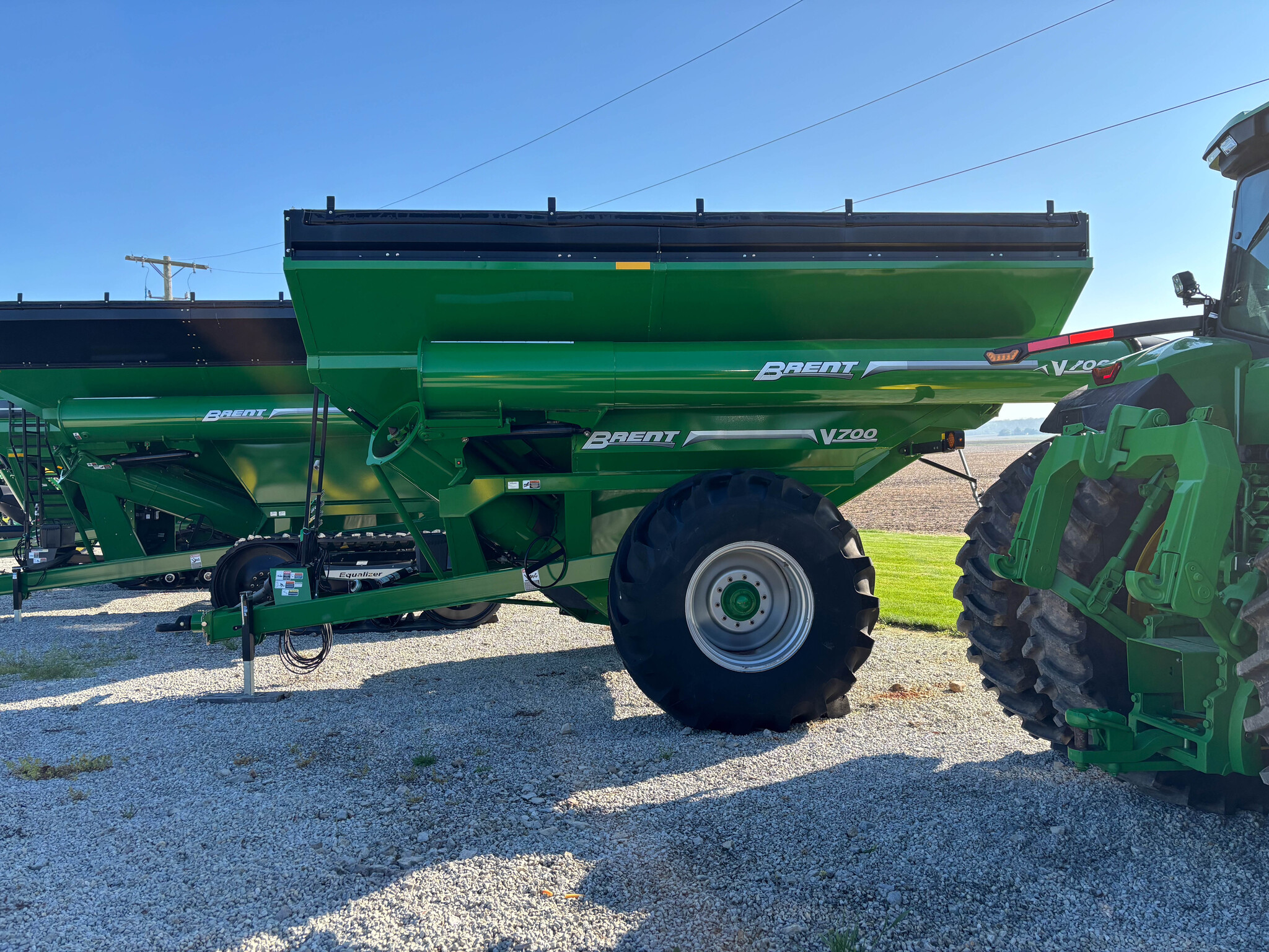 Used 2022 Brent V700 Grain Carts at Koenig Equipment in Urbana, OH - PhotoXL1