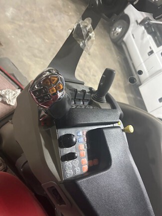 2014 Case IH Magnum 180 (18th thumbnail)