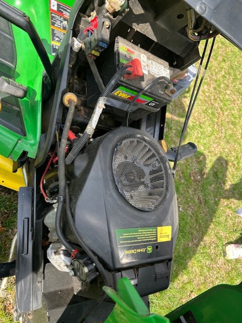 2007 John Deere X304 Image 7