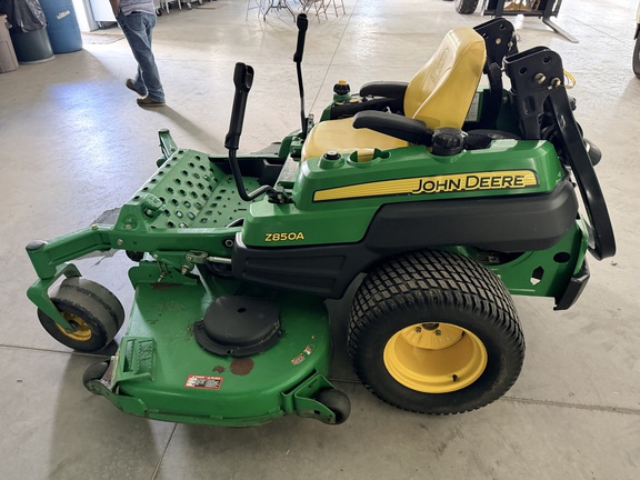 Photo of 2008 John Deere Z850A