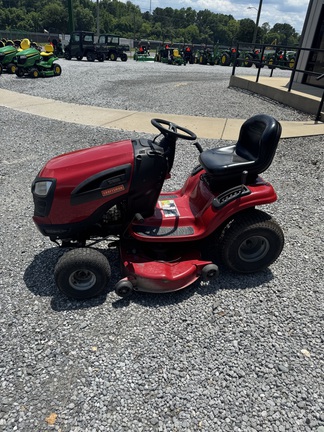 2013 Craftsman YT3000