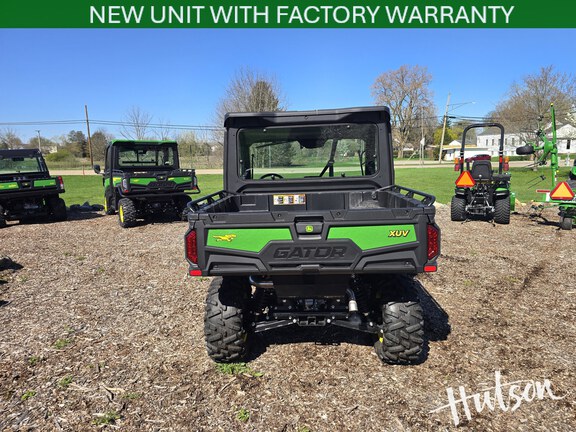 Photo of 2025 John Deere XUV 845M