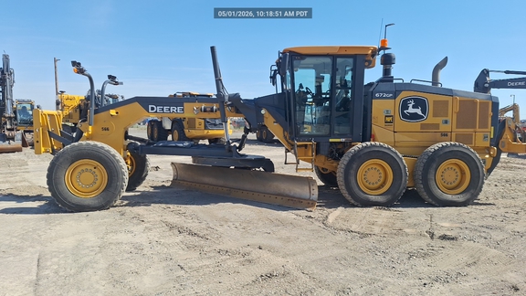 Photo of a 2021 John Deere 672GP