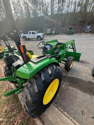 0 John Deere 4044M-5