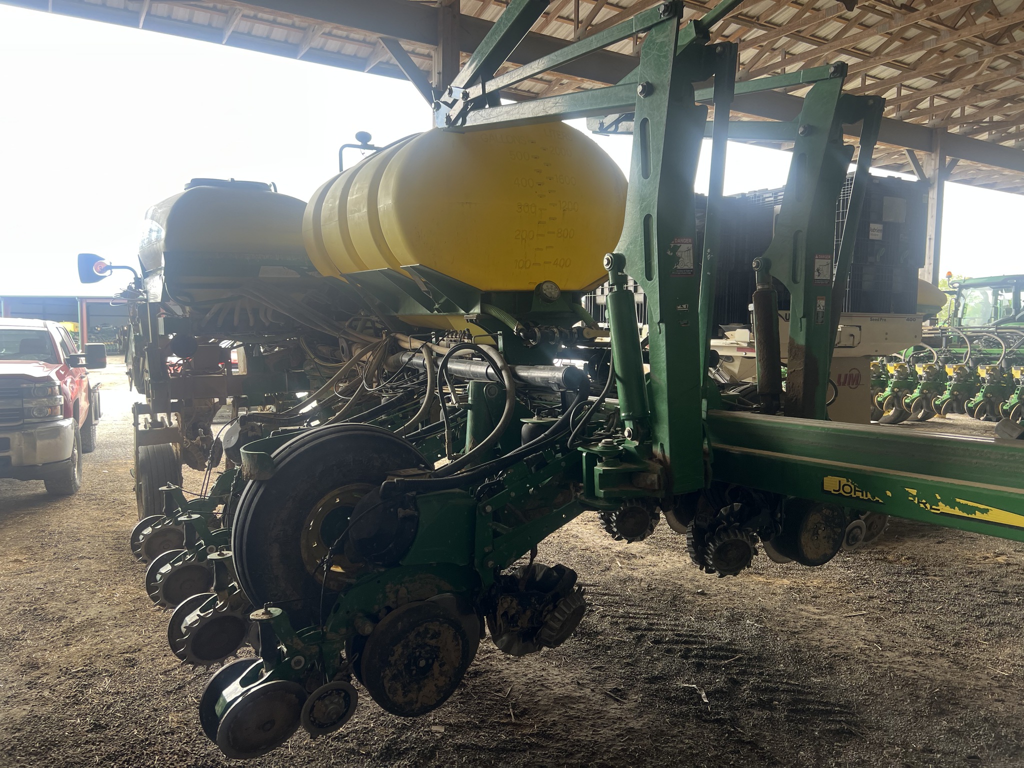 2016 John Deere 1775NT