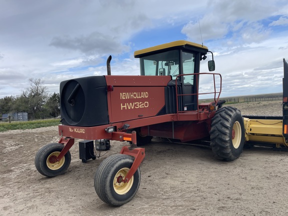 2004 New Holland HW320 Used Equipment
