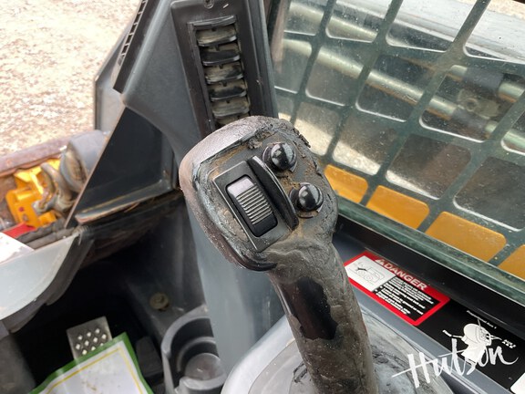 Photo of 2010 John Deere 333D