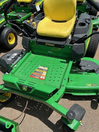2024 John Deere Z325E