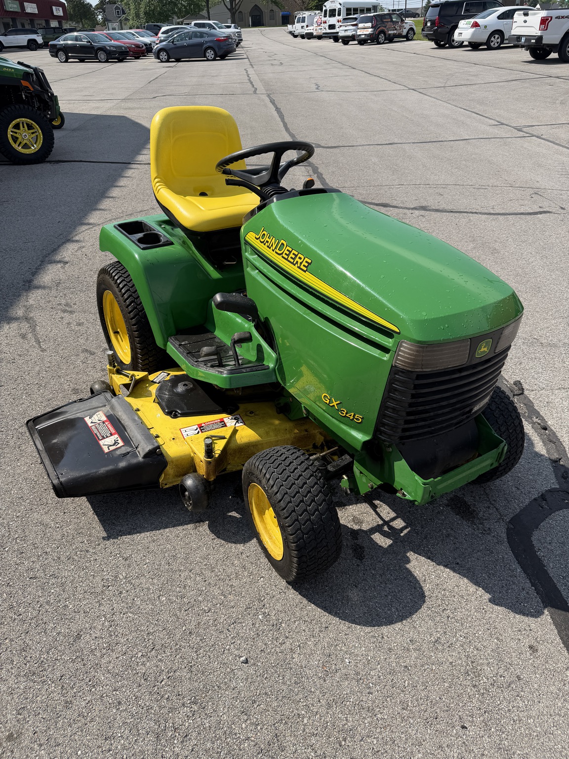 2002 John Deere GX345 Image 3