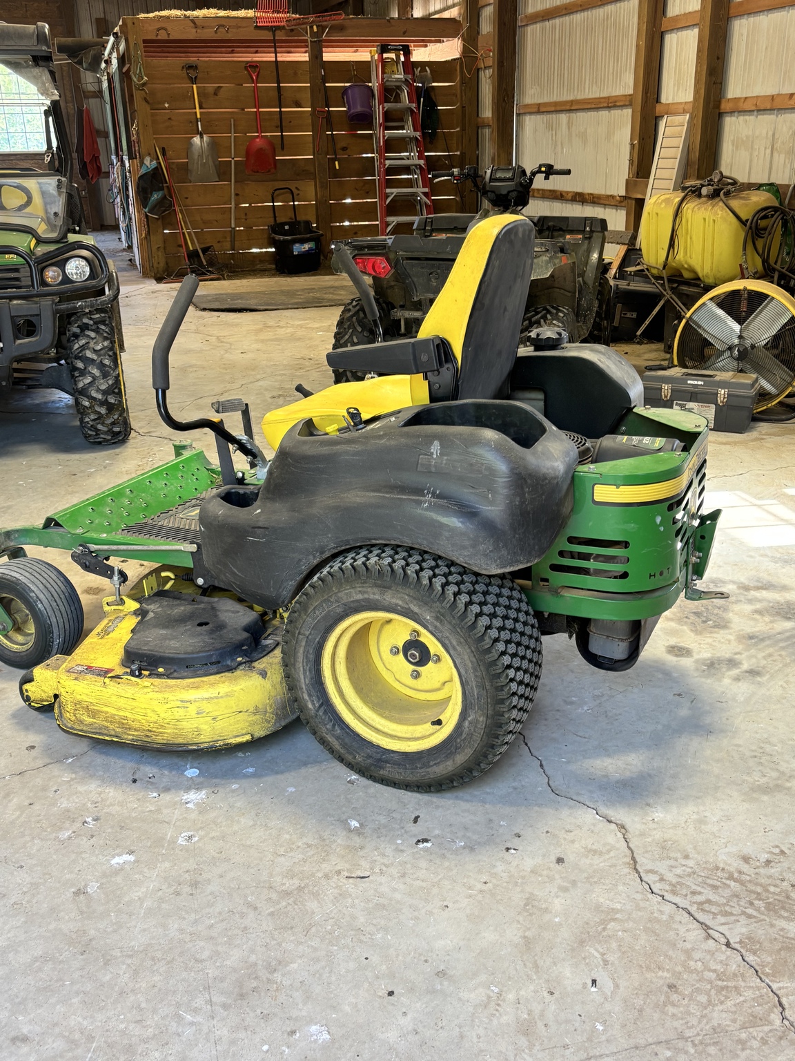 Used 2011 John Deere Z655 Zero Turn Mowers at Koenig Equipment in Franklin, IN - PhotoXL2