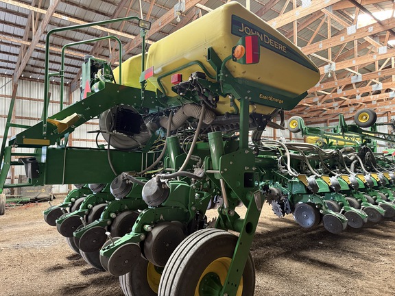 2020 John Deere 1775NT - Photo16