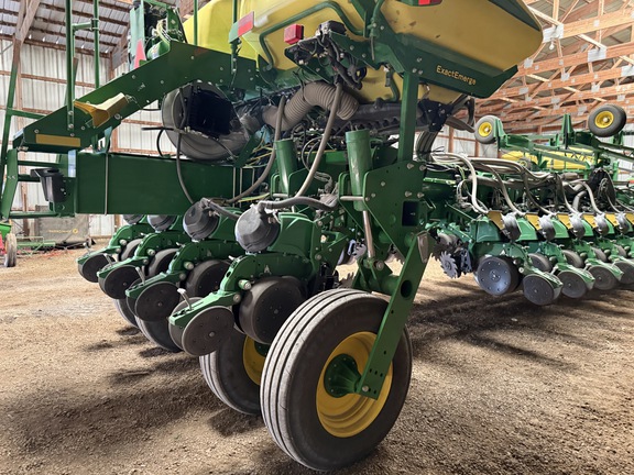 2020 John Deere 1775NT - Photo14