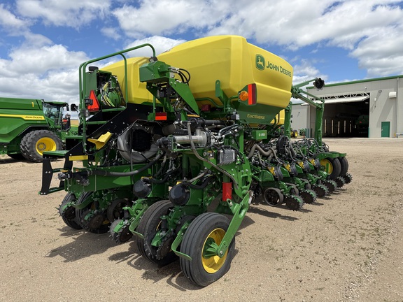 2024 John Deere 1775NT - Photo3