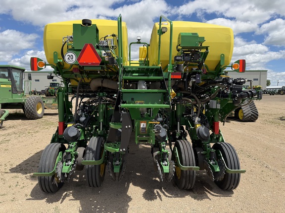 2024 John Deere 1775NT - Photo4