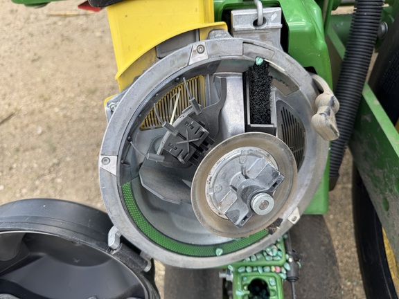 2024 John Deere 1775NT - Photo21