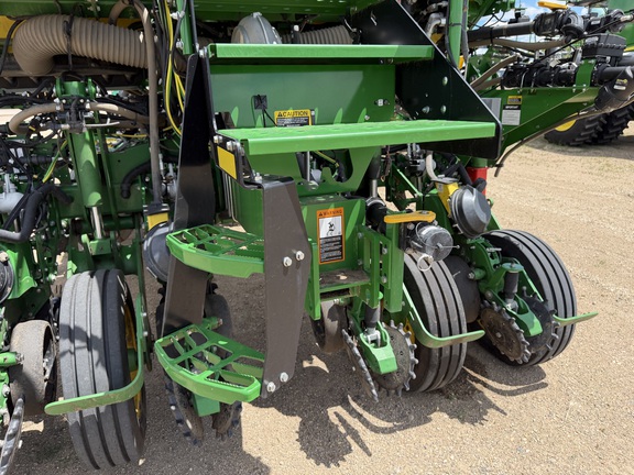 2024 John Deere 1775NT - Photo39