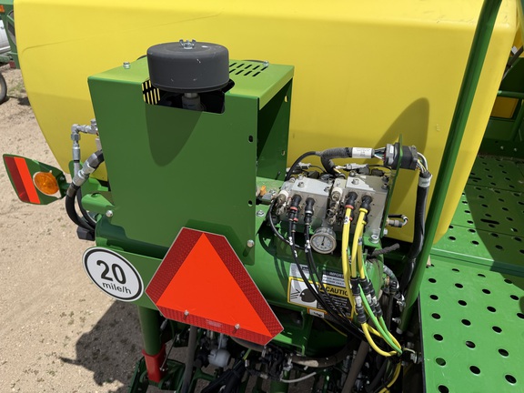 2024 John Deere 1775NT - Photo42