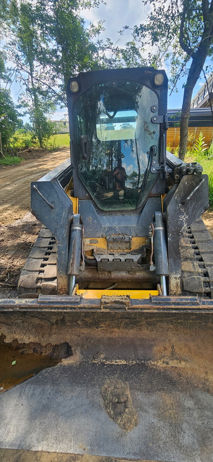 2013 John Deere 333E Image 4