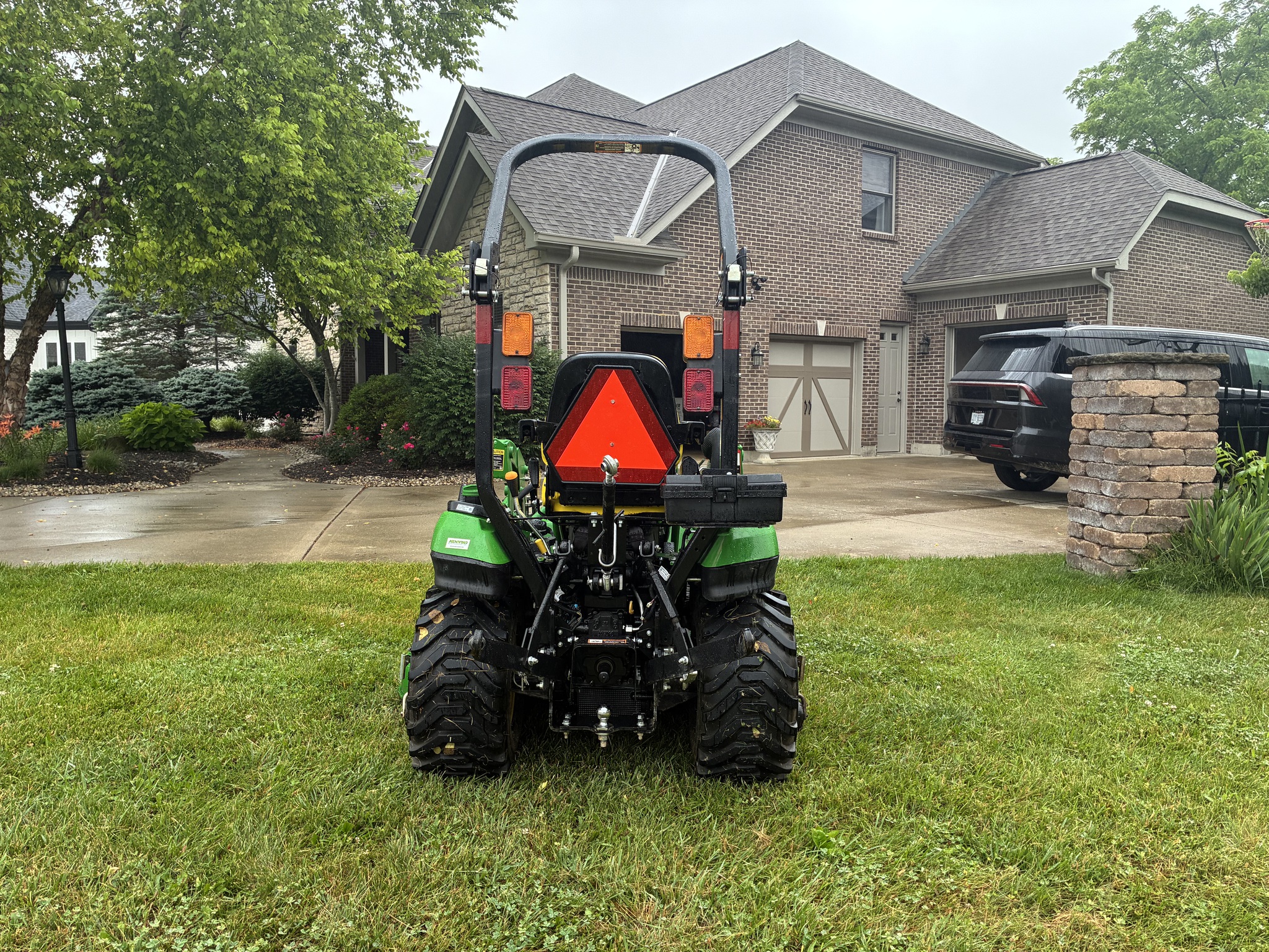 Used 2019 John Deere 1025R Compact Utility Tractors at Koenig Equipment in Lebanon, OH - PhotoXL31