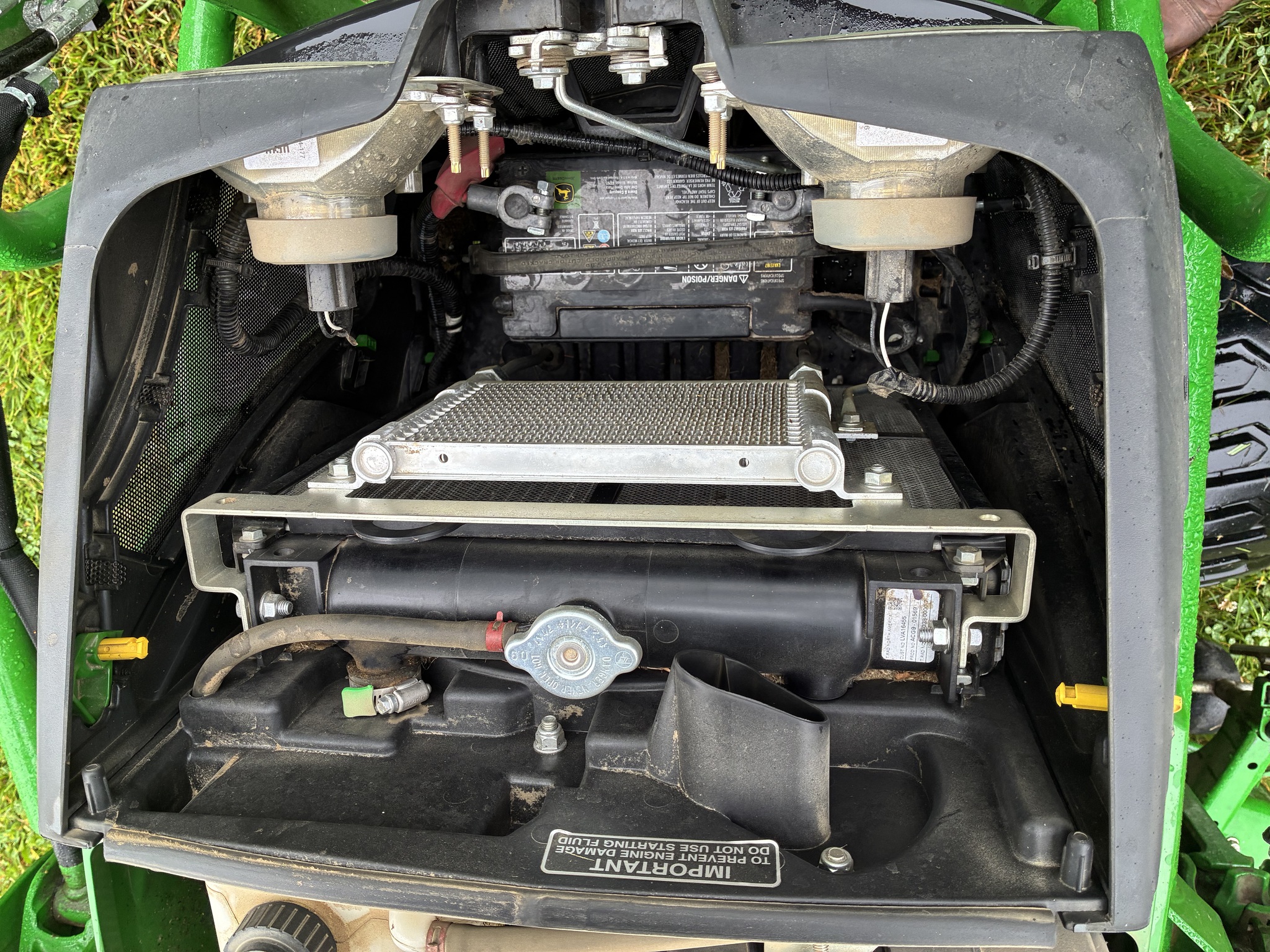 Used 2019 John Deere 1025R Compact Utility Tractors at Koenig Equipment in Lebanon, OH - PhotoXL18