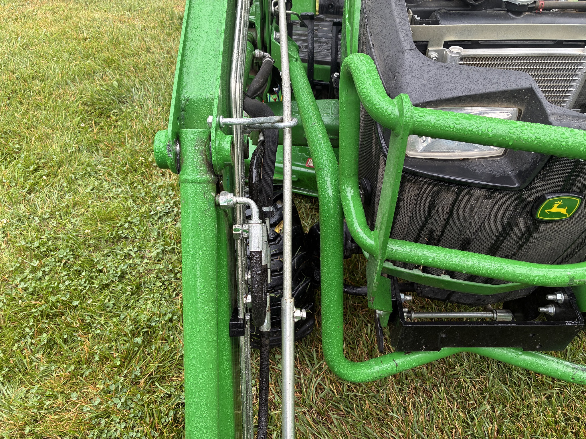 Used 2019 John Deere 1025R Compact Utility Tractors at Koenig Equipment in Lebanon, OH - PhotoXL25