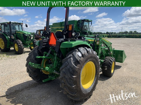 Photo of 2025 John Deere 4066M