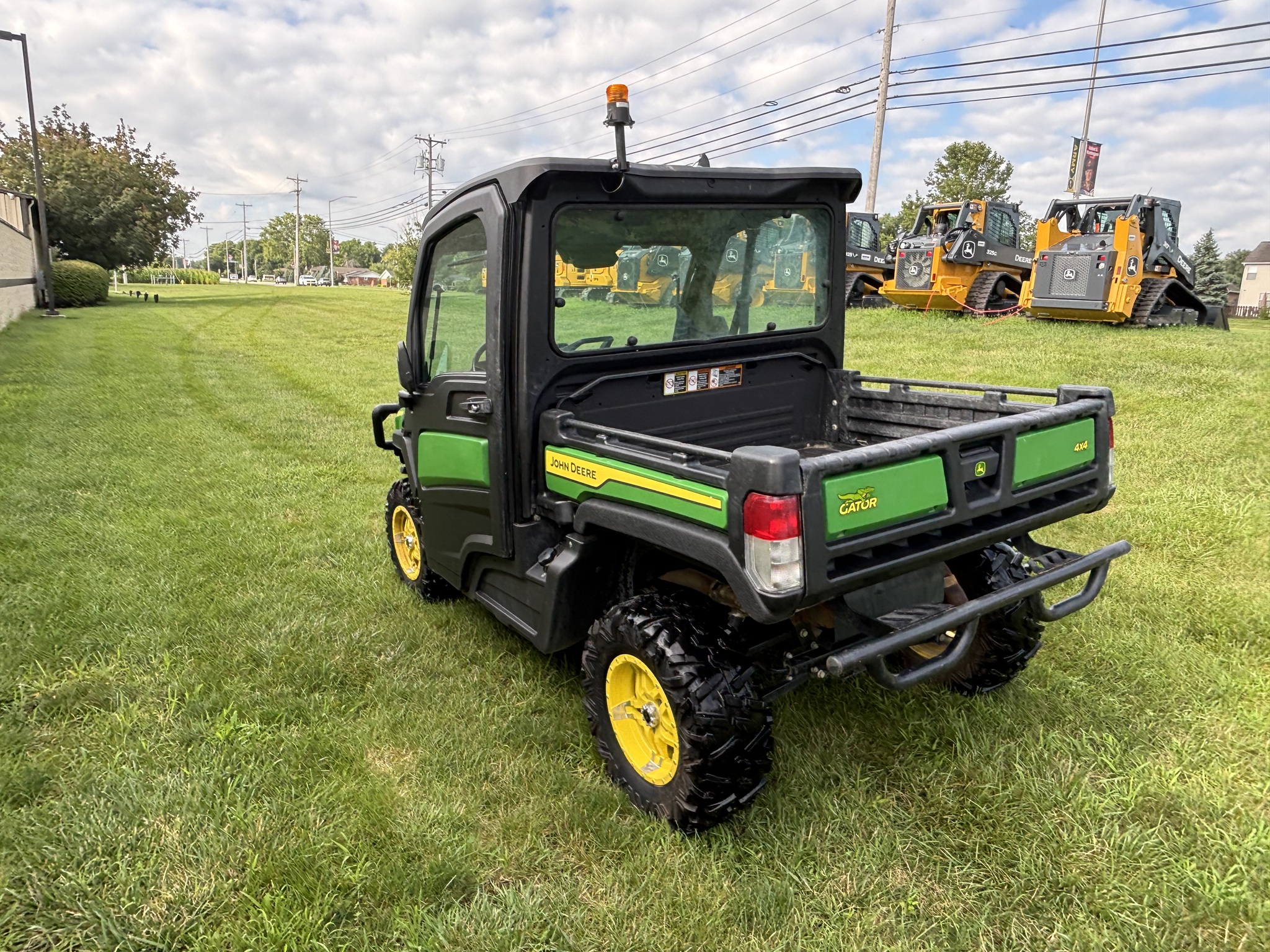 Used 2023 John Deere XUV 835M ATVs & Gators at Koenig Equipment in Tipp City, OH - PhotoXL4