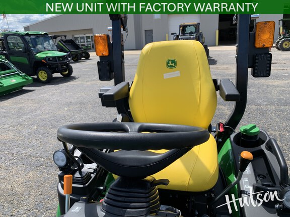 Photo of 2026 John Deere 1025R