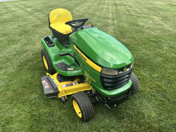 Used 2007 John Deere X320 Lawn & Garden Tractors at Koenig Equipment in Urbana, OH - Photo3
