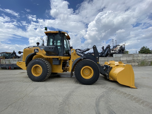 2023 John Deere 524 P