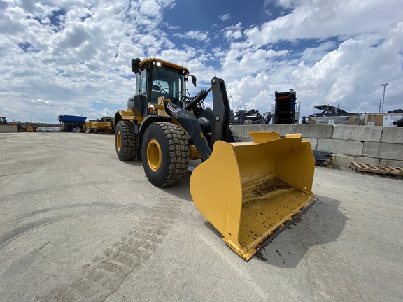 2023 John Deere 524 P