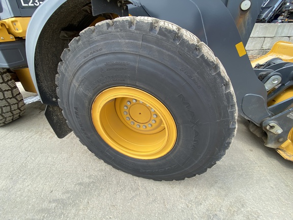 2023 John Deere 524 P