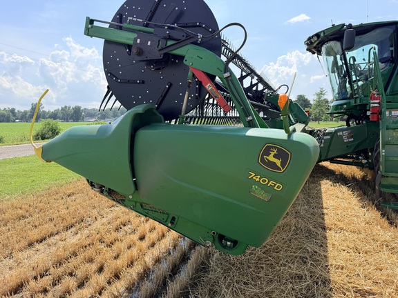 Photo of 2020 John Deere 740FD