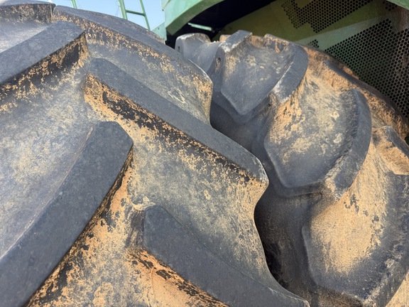 Photo of 2023 John Deere S780
