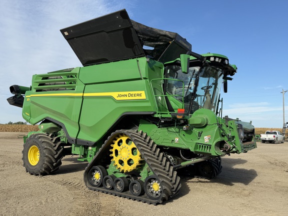  John Deere X9 1000