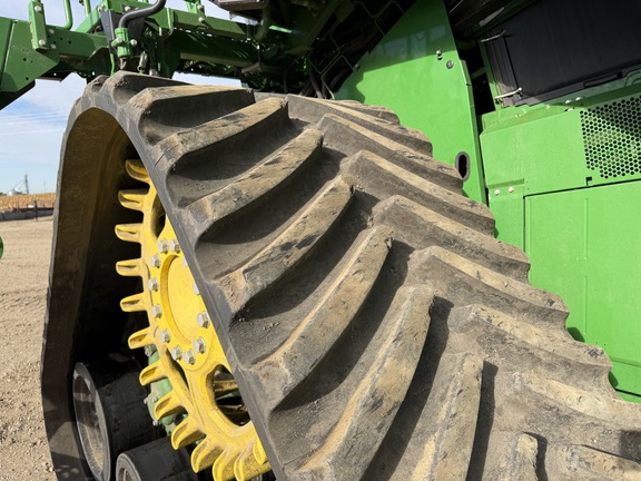 2025 John Deere X9 1000 - Photo9