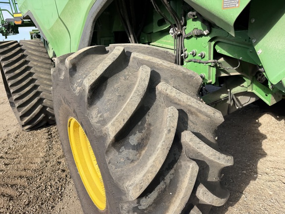 2025 John Deere X9 1000 - Photo18