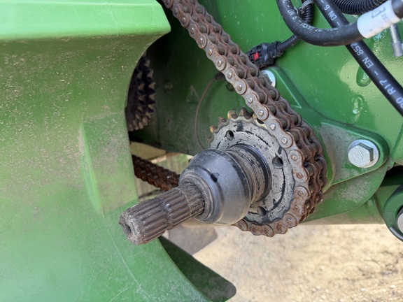 2025 John Deere X9 1000 - Photo32